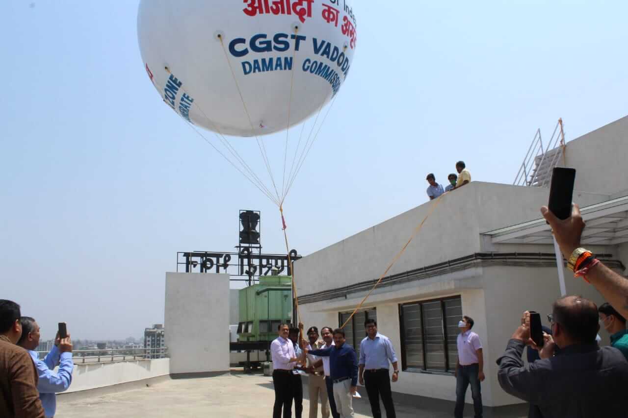 Installation of Balloon 2021 (09.04.2021)